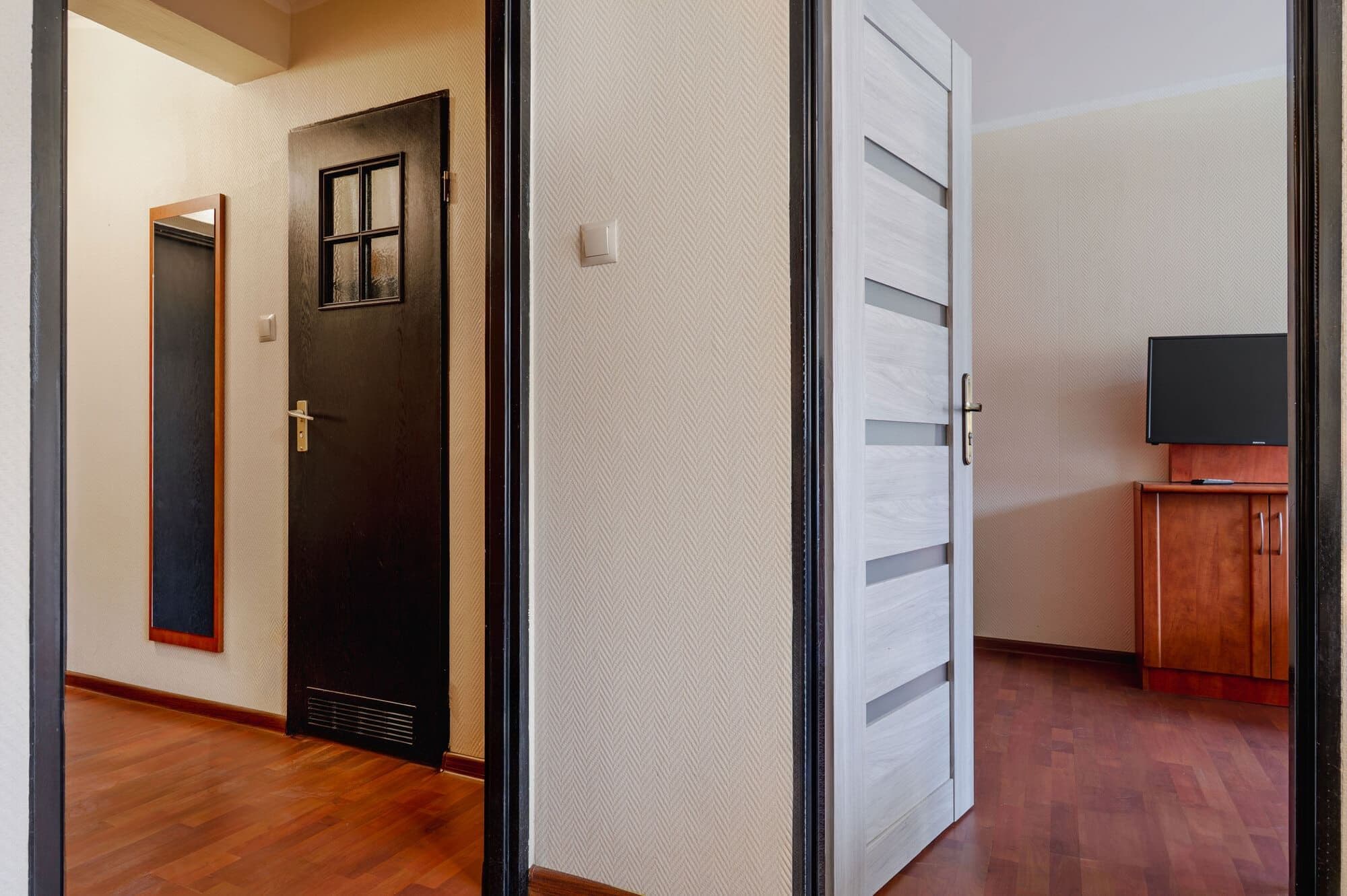 pokój studio podwójny zdrowotel korytarz