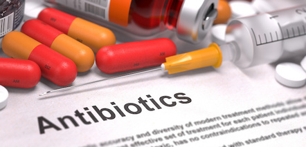 Jaki wpływ na zdrowie ma antybiotykoterapia